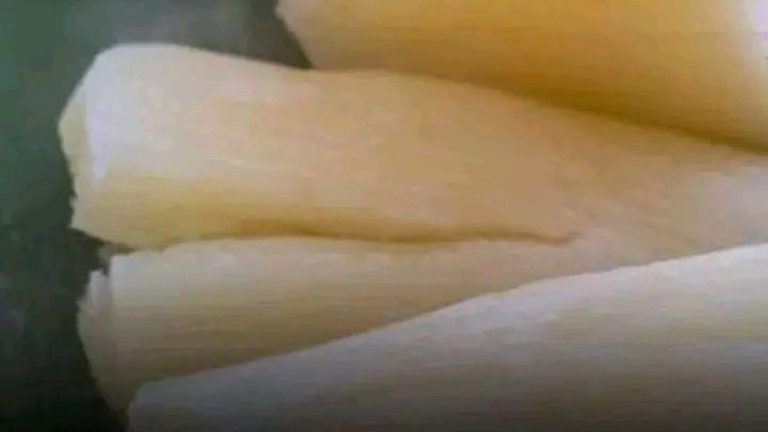 ¡Madre mía! Yo también lo como  ¡Mira la lista en el número uno está este alimento que comemos mucho y no sabíamos que era tan dañino es tremendo lo que provoca e nuestro organismo  … Ver más